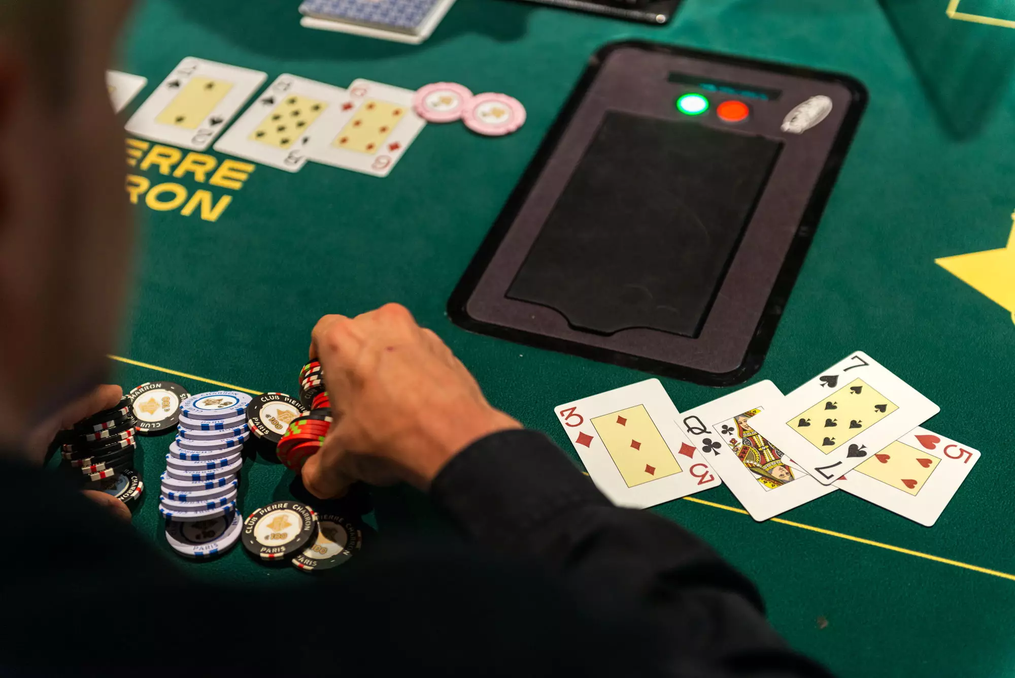 Poker Pot Limit Omaha